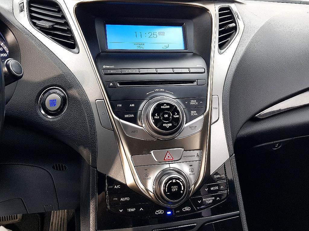 HYUNDAI Grandeur 2011 Negro - Importación desde Corea - HF Imports Iquique - Foto 13
