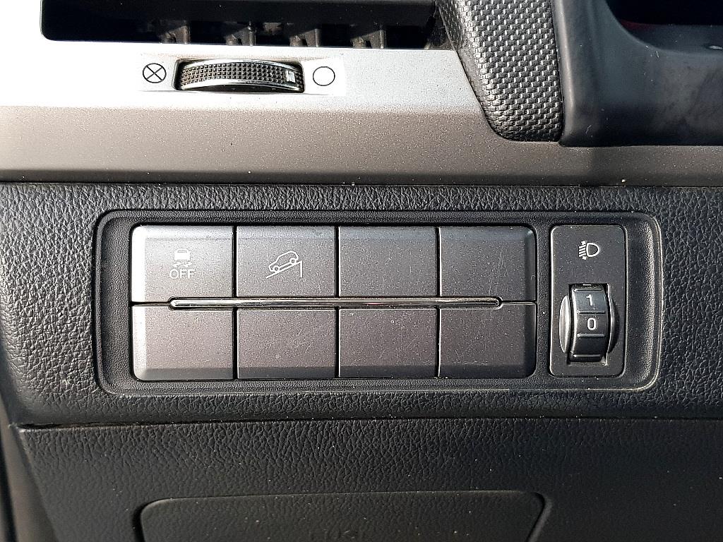 Ssangyong Rexton - Vista 12
