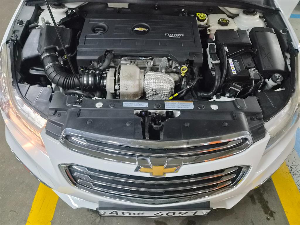 Chevrolet Cruise - Vista 6