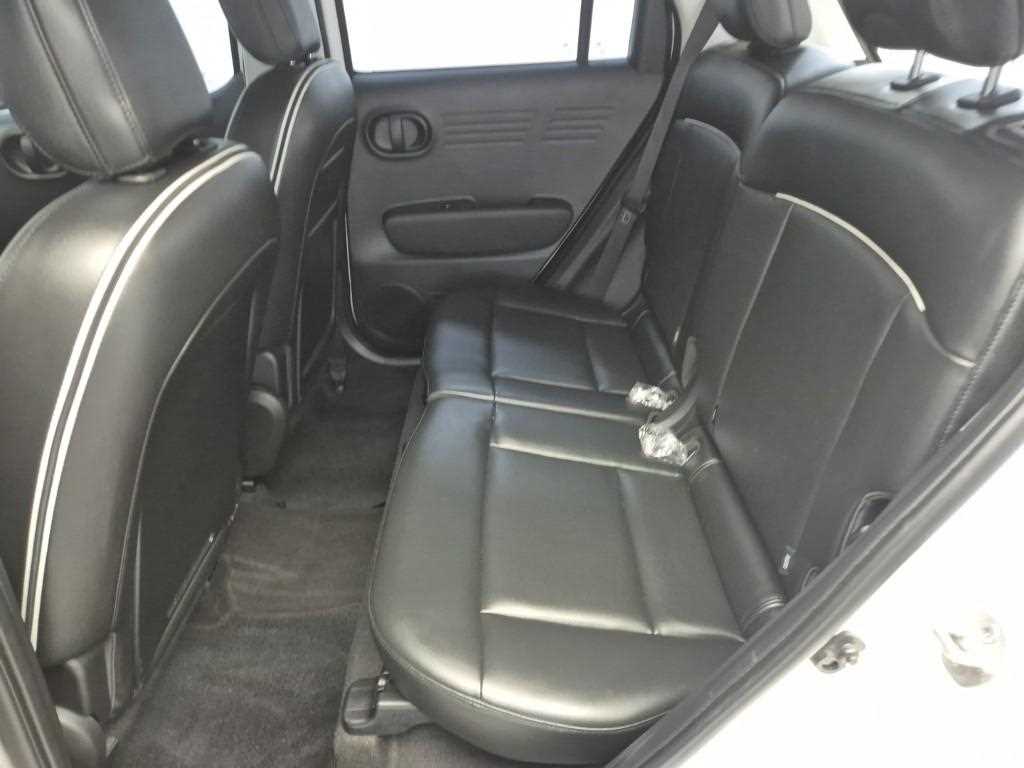 HYUNDAI Casper - Vista 12