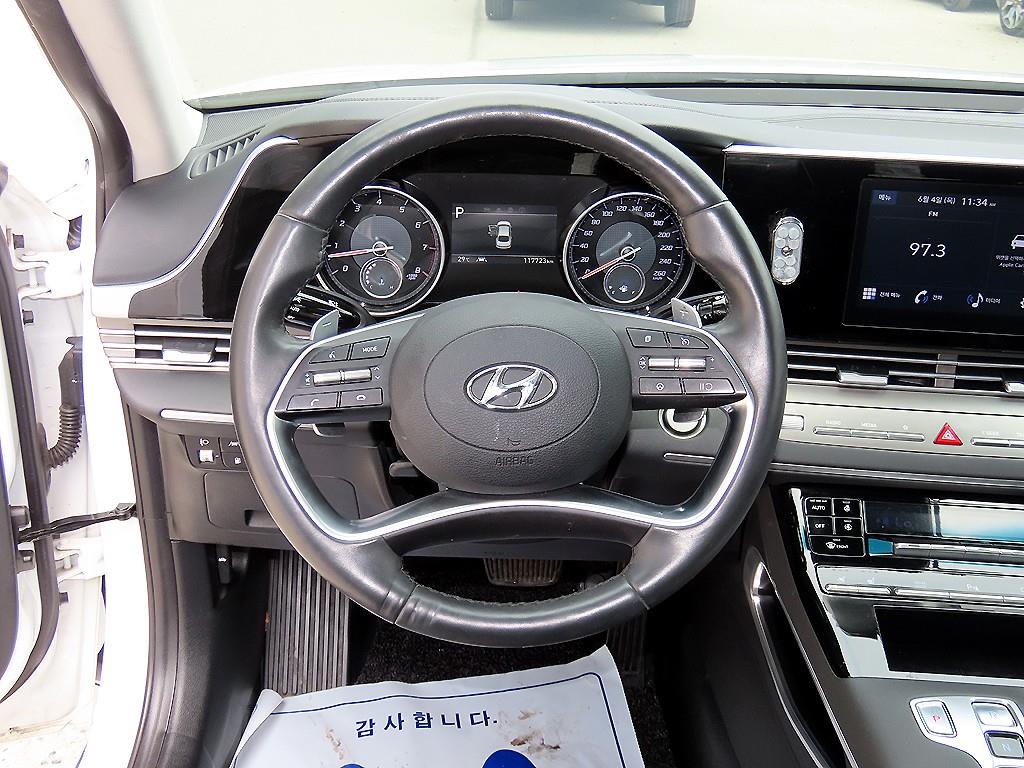 HYUNDAI Grandeur - Vista 8