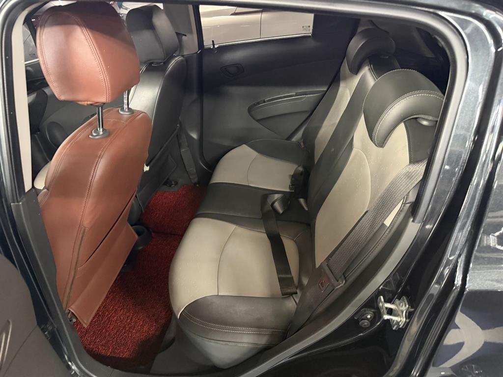 Chevrolet Spark - Vista 8