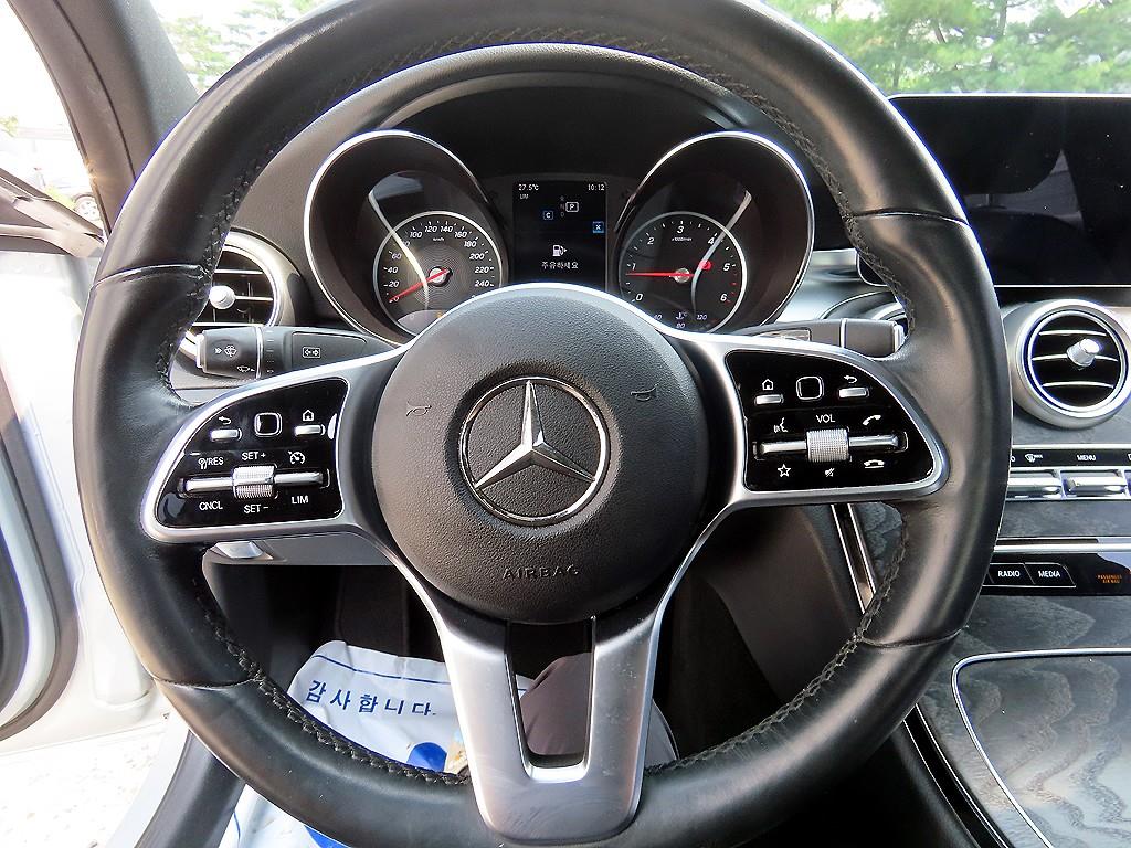 Mercedes Benz C Class - Vista 8