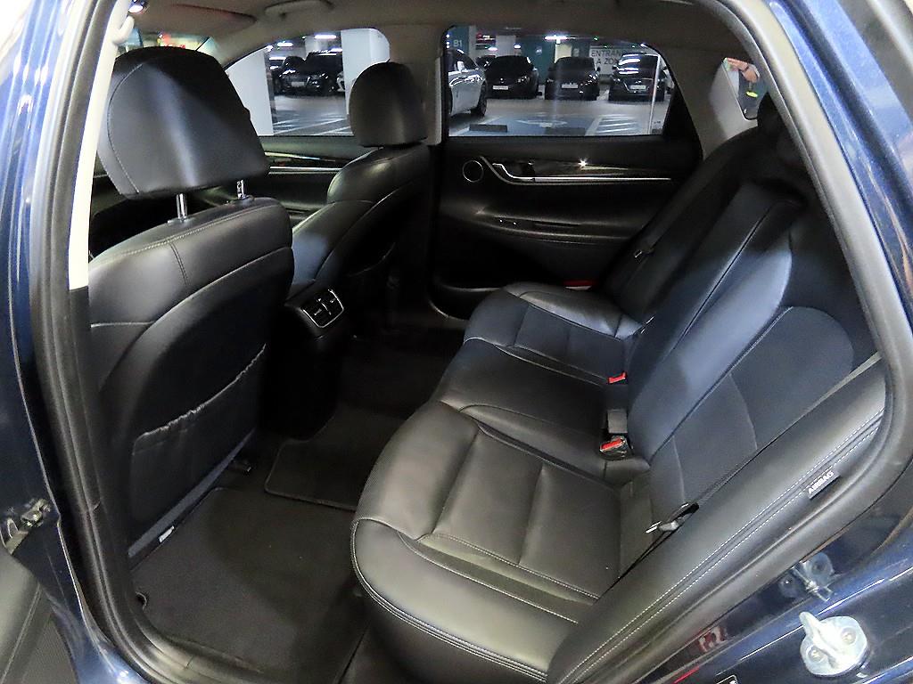 HYUNDAI Grandeur - Vista 7