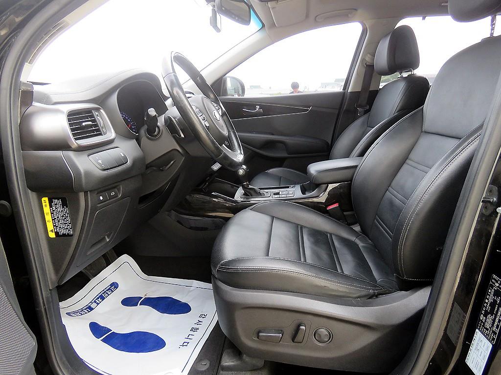 KIA Sorento - Vista 7