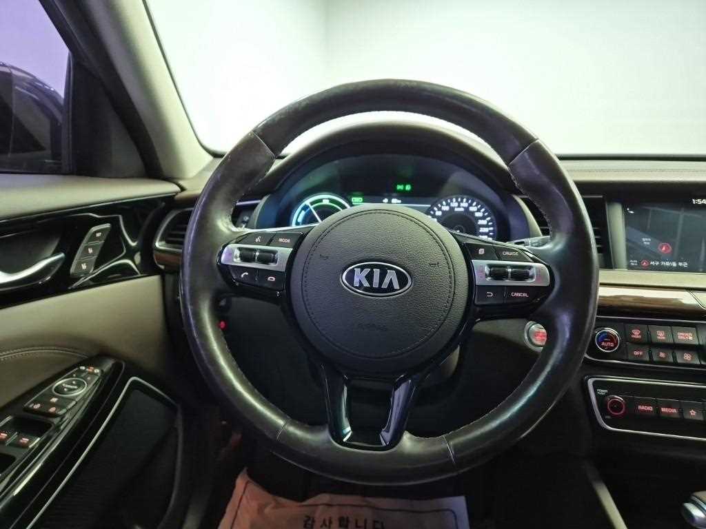 KIA K7 - Vista 9