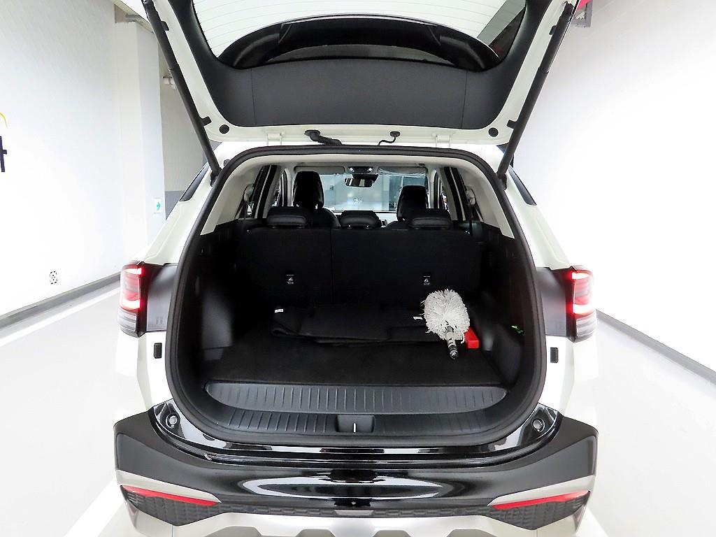 KIA Sportage - Vista 5
