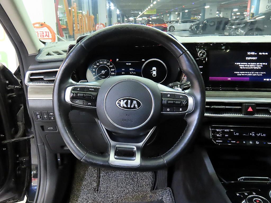 KIA K5 - Vista 8