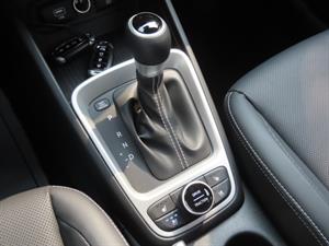 HYUNDAI Venue - Vista 12