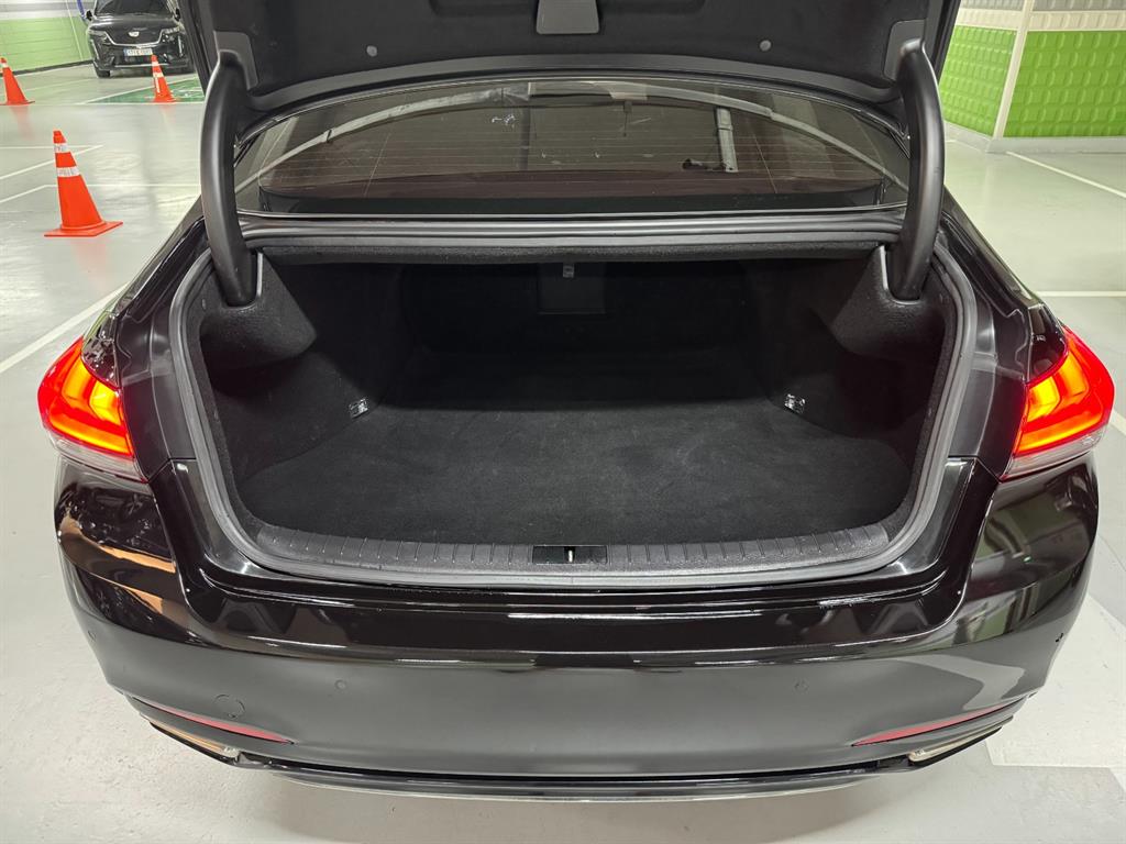 Genesis G80 - Vista 5