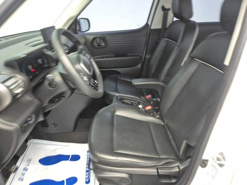HYUNDAI Casper - Vista 11