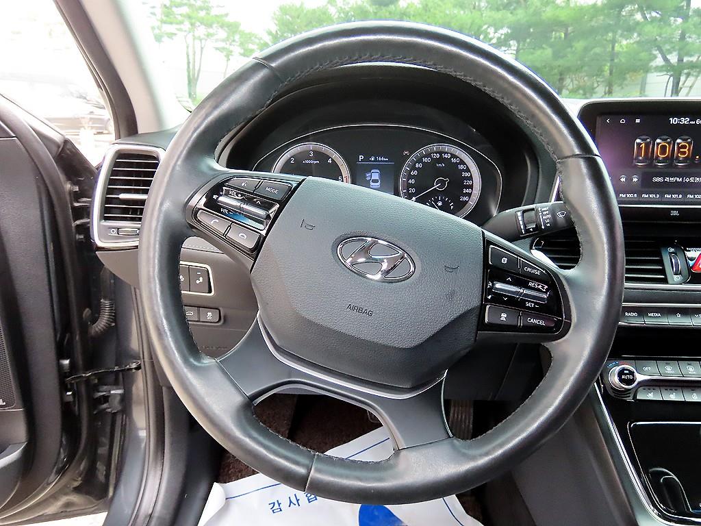 HYUNDAI Grandeur - Vista 8