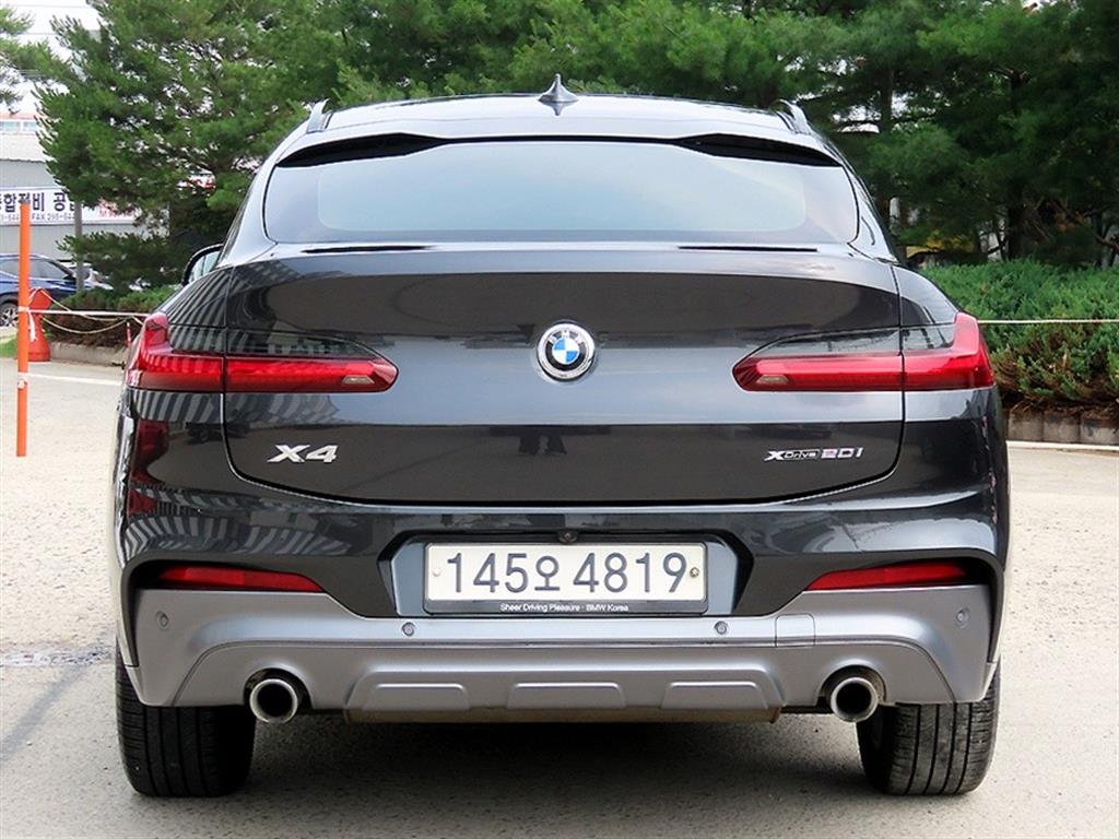 BMW X4 - Vista 4