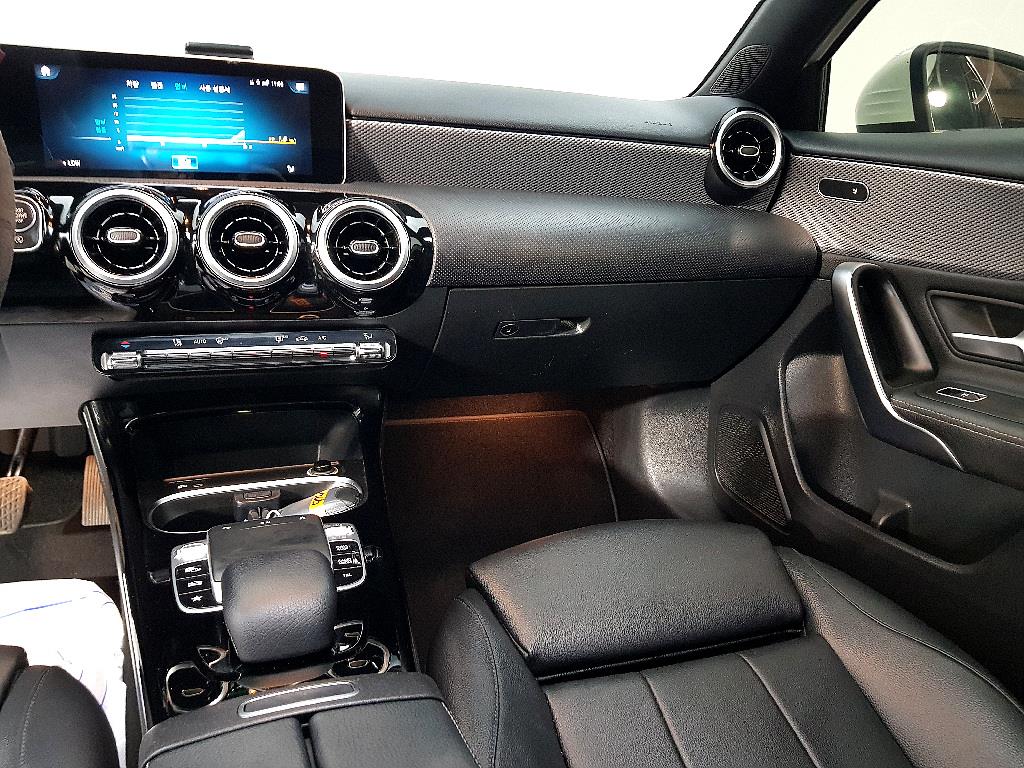 Mercedes Benz A Class - Vista 10