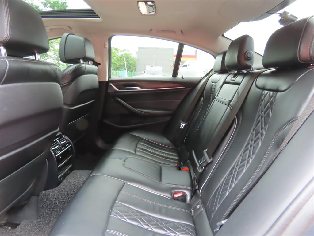 BMW 5 Series 2018 Gris - Importación desde Corea - HF Imports Iquique - Foto 7
