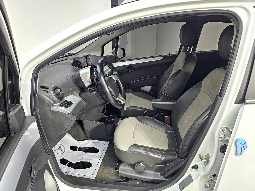 Chevrolet Spark - Vista 8