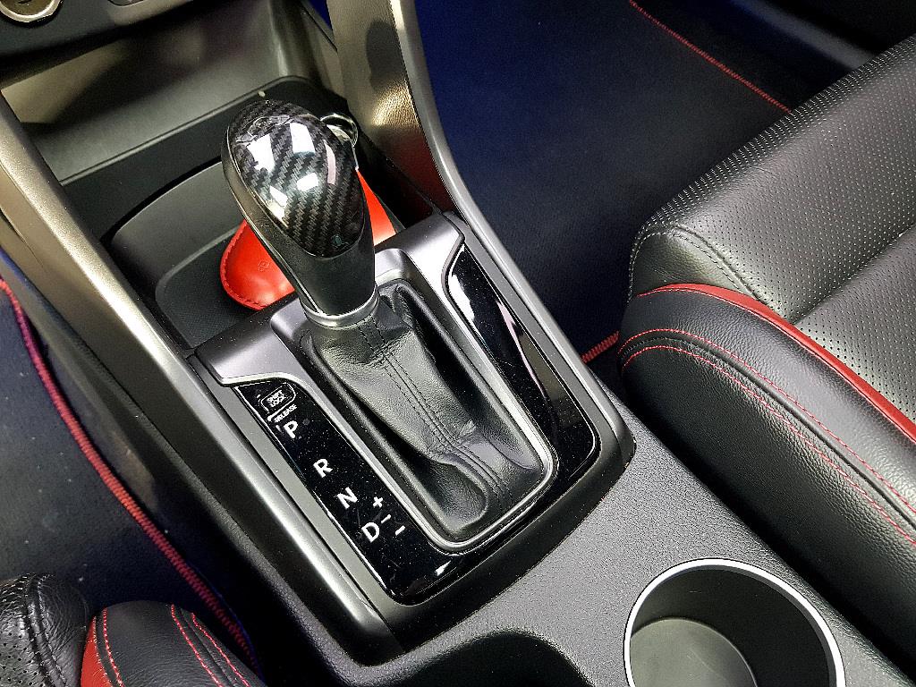 HYUNDAI i30 - Vista 12