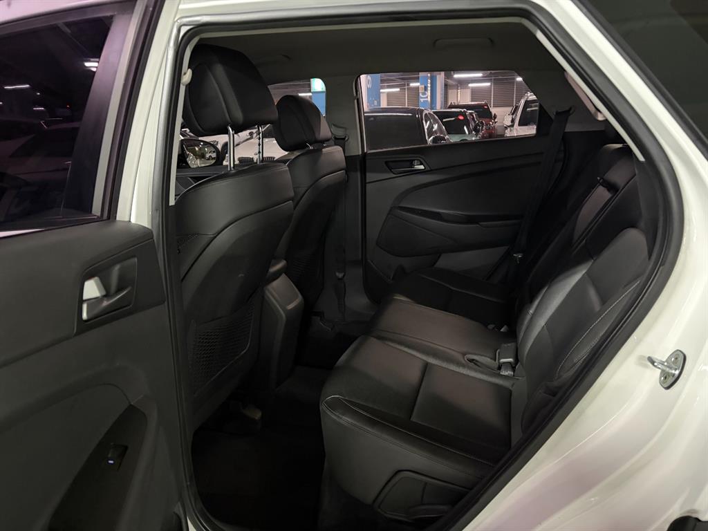 HYUNDAI Tucson - Vista 3