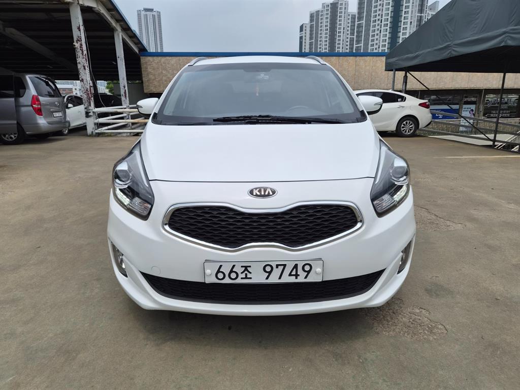 KIA Carens 2014 Blanco - Importación desde Corea - HF Imports Iquique - Foto 1