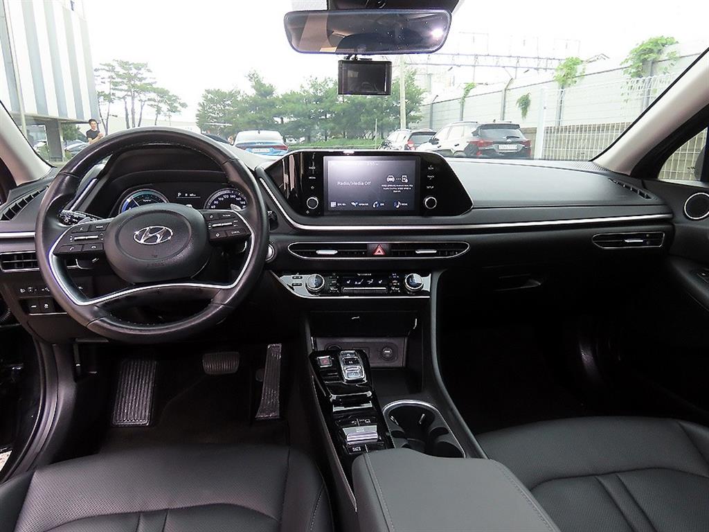 HYUNDAI Sonata - Vista 7