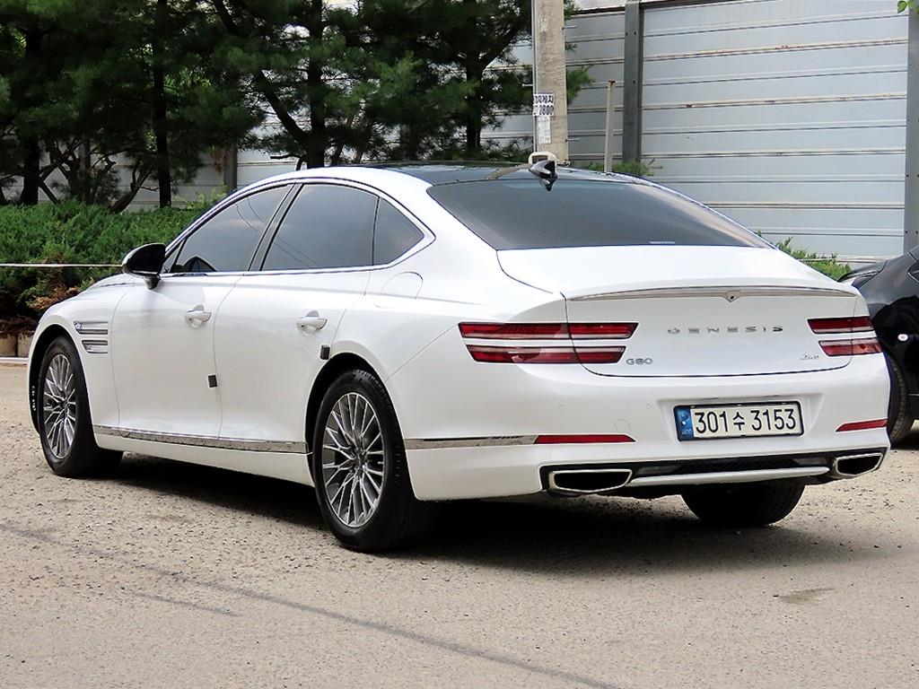 Genesis G80 - Vista 3