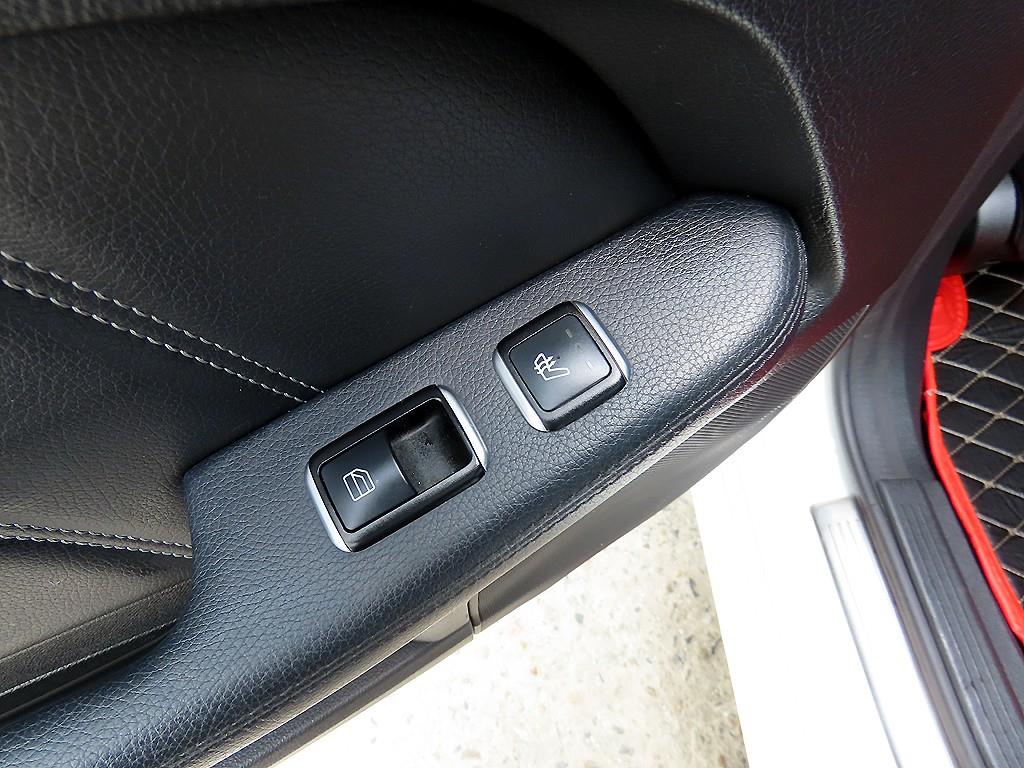Mercedes Benz E class 2015 Blanco - Importación desde Corea - HF Imports Iquique - Foto 15
