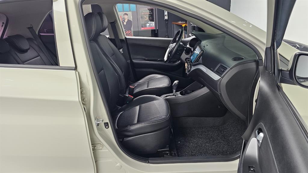 KIA Morning - Vista 11