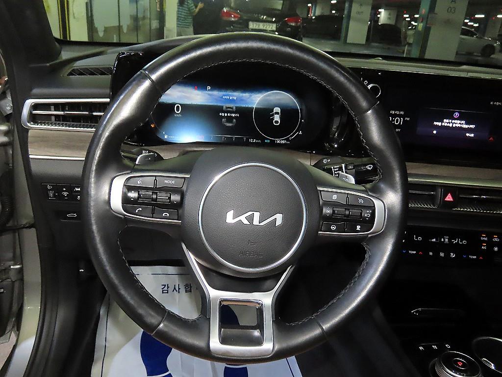 KIA K5 - Vista 8