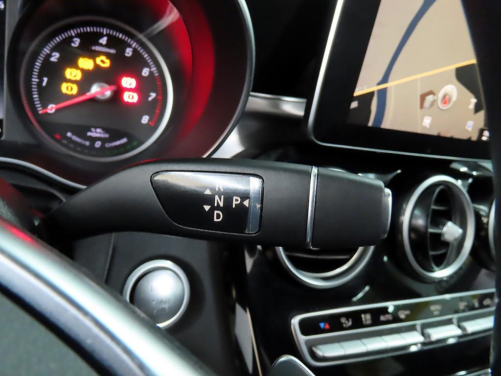 Mercedes Benz C Class - Vista 10