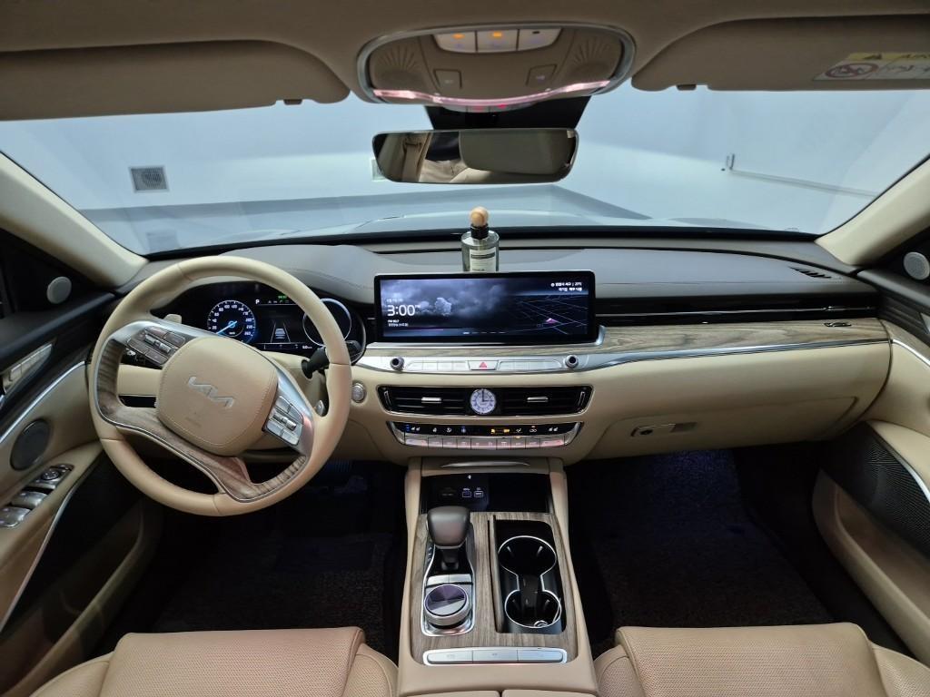 KIA K9 - Vista 8