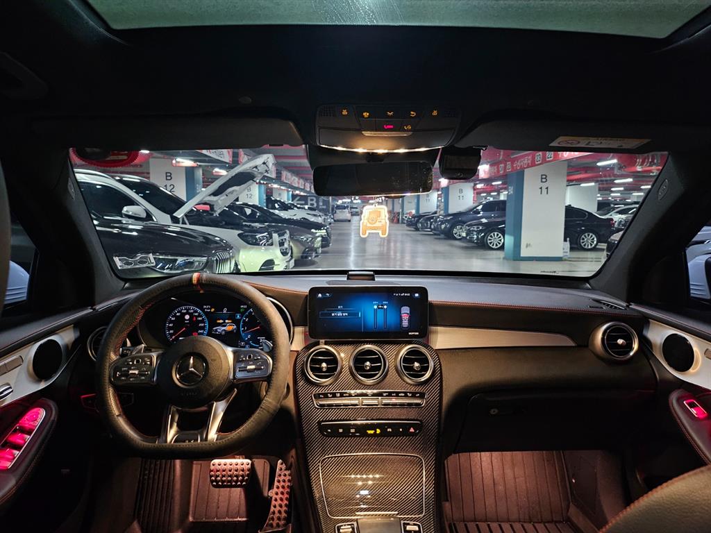 Mercedes Benz GLC Class - Vista 6