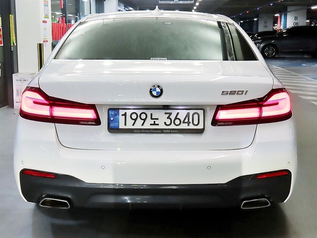 BMW 5 Series - Vista 5