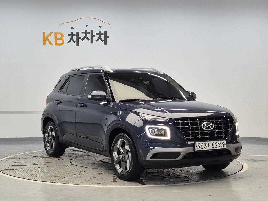 HYUNDAI Venue - Vista 4