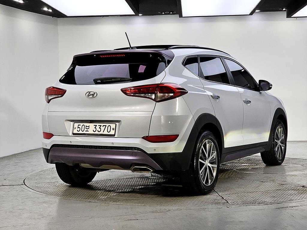 HYUNDAI Tucson - Vista 4