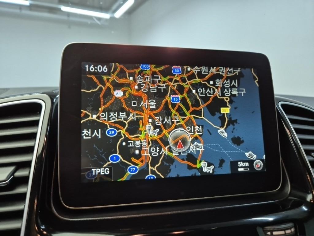 Mercedes Benz GLE Class 2017 Negro - Importación desde Corea - HF Imports Iquique - Foto 13