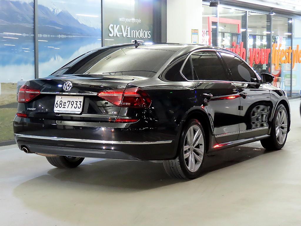 Volkswagen Passat - Vista 4