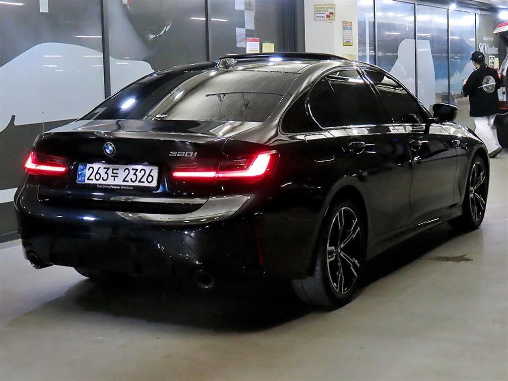 BMW 3 series - Vista 4