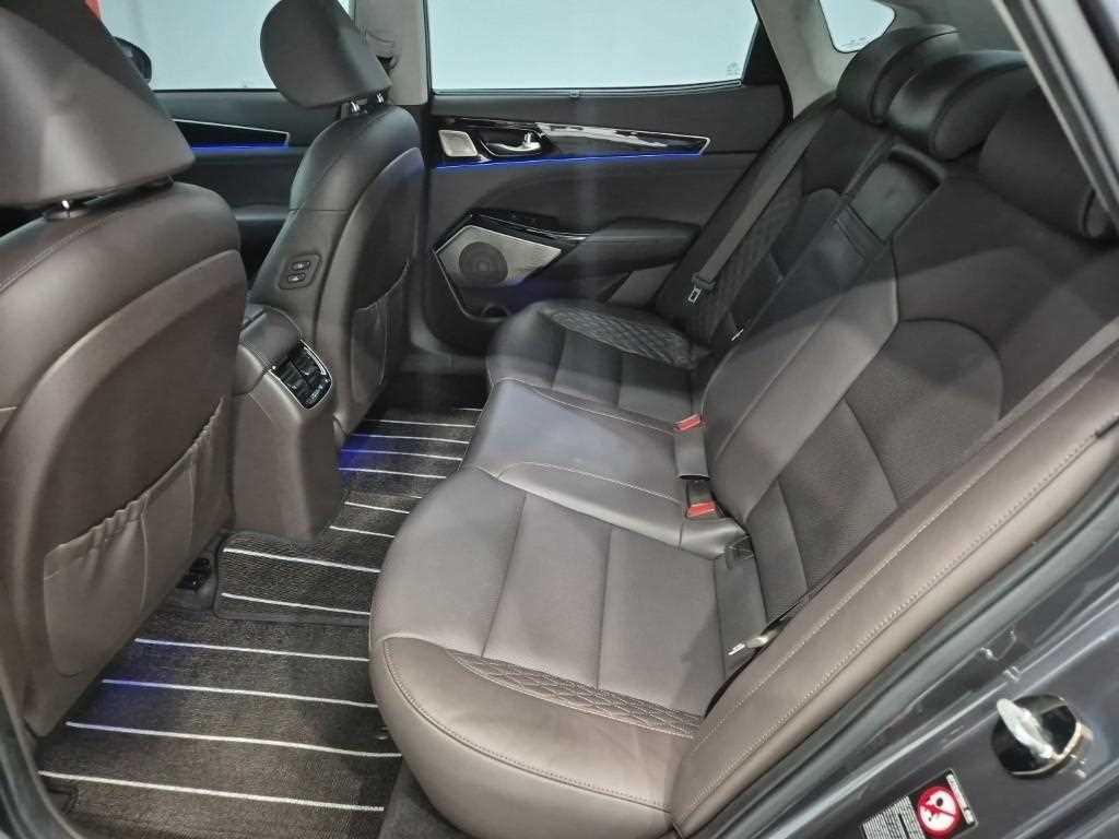 KIA K7 - Vista 12