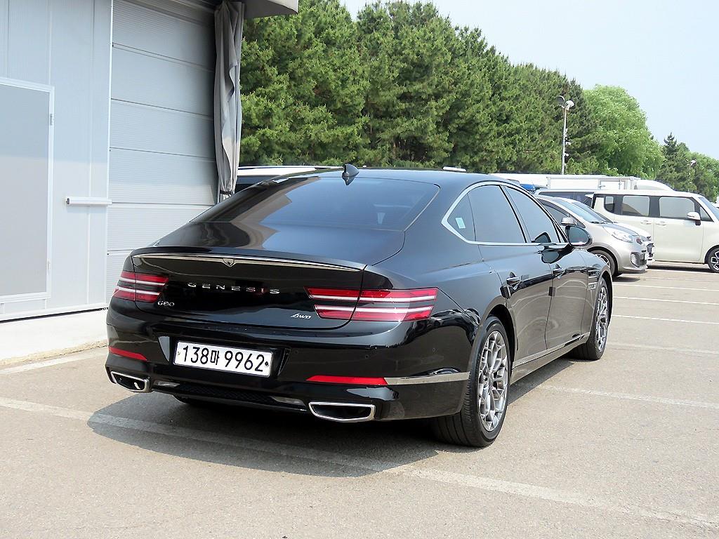 Genesis G80 - Vista 4