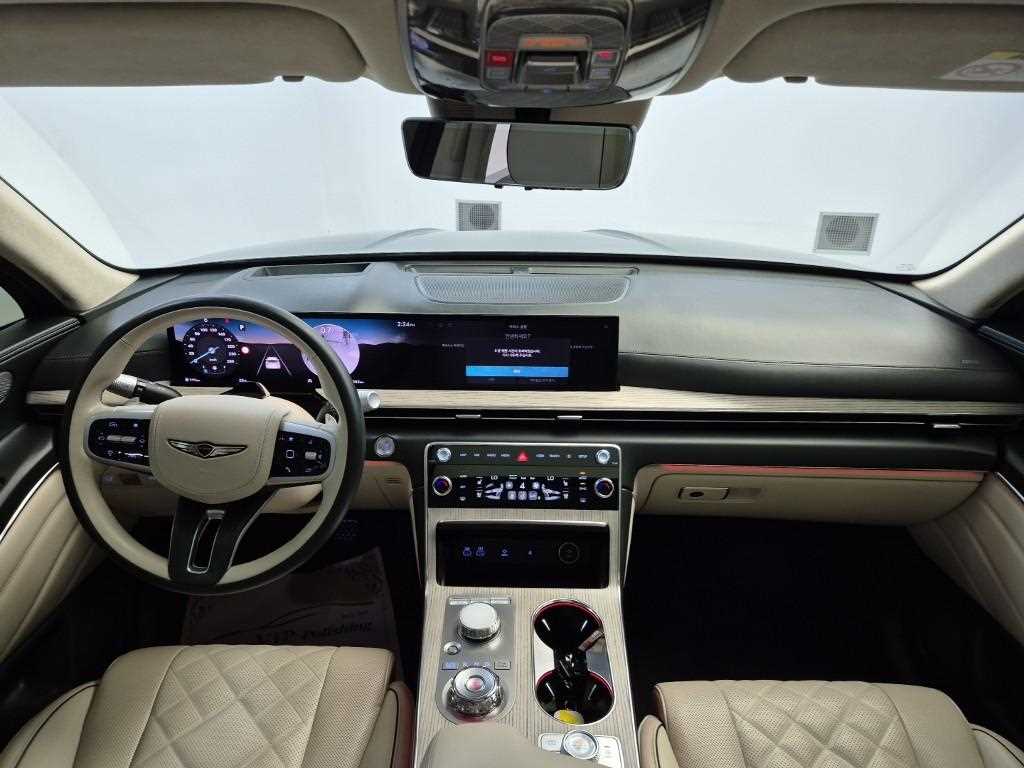 Genesis GV80 - Vista 8
