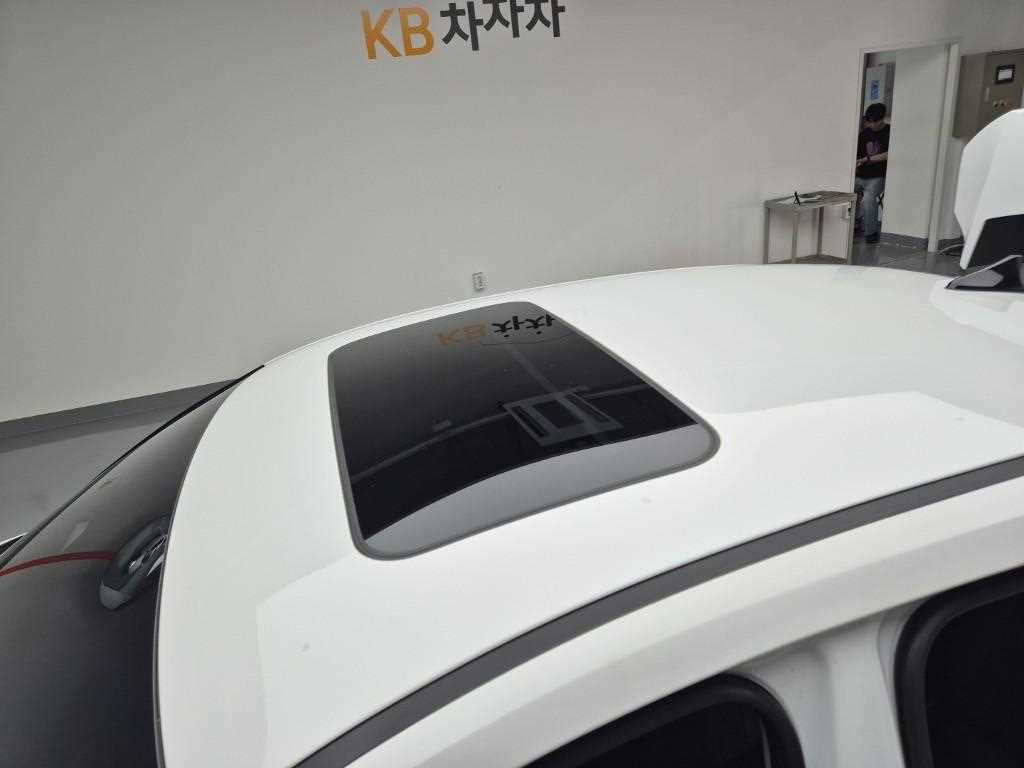 HYUNDAI Avante 2024 Blanco - Importación desde Corea - HF Imports Iquique - Foto 13