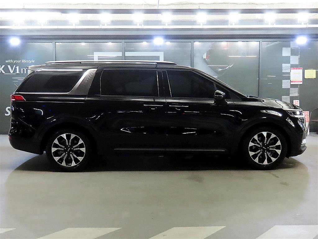 KIA Carnival - Vista 3