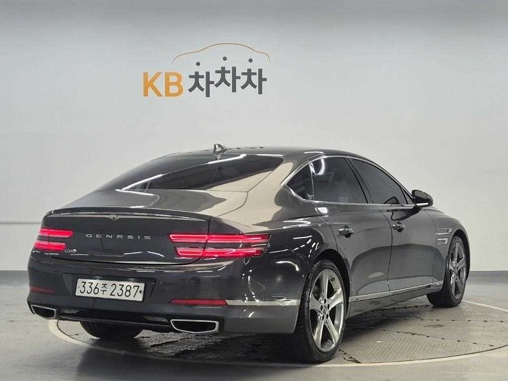 Genesis G80 - Vista 3