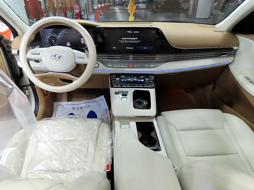 HYUNDAI Grandeur - Vista 10