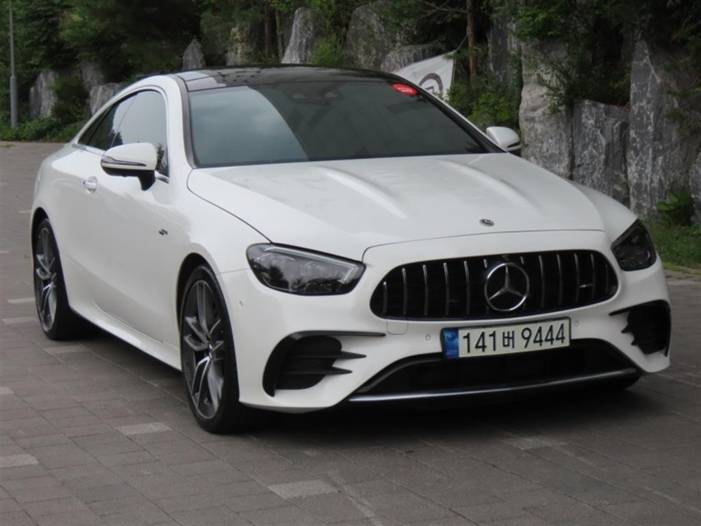 Mercedes Benz E class - Vista 3