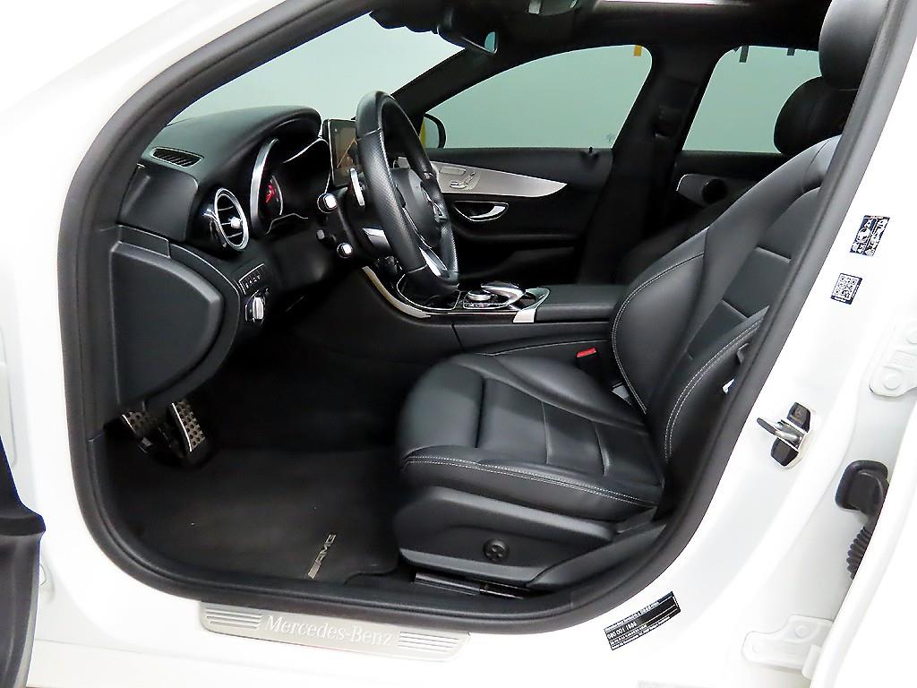 Mercedes Benz C Class - Vista 5