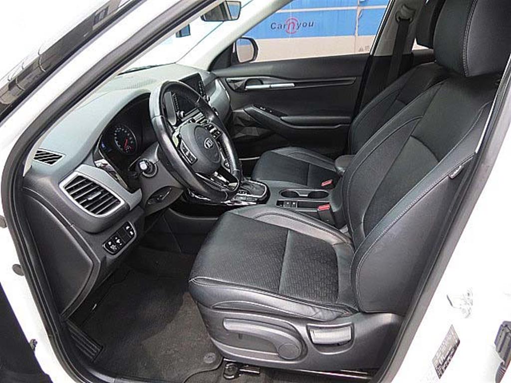 KIA Seltos - Vista 11