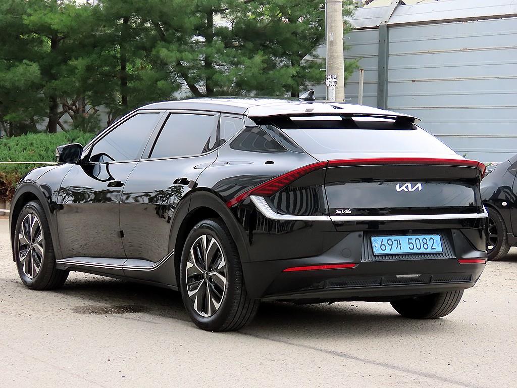 KIA EV6 - Vista 3