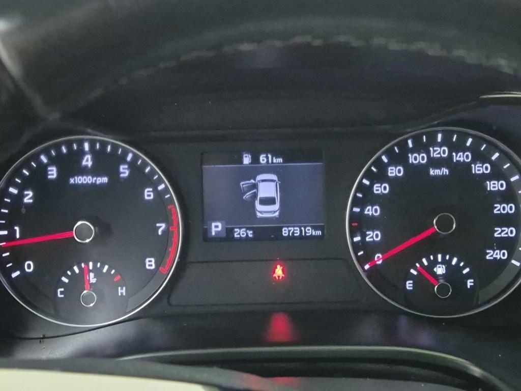 KIA K3 - Vista 6