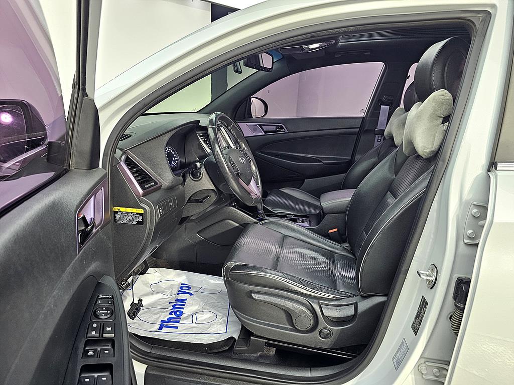 HYUNDAI Tucson - Vista 8